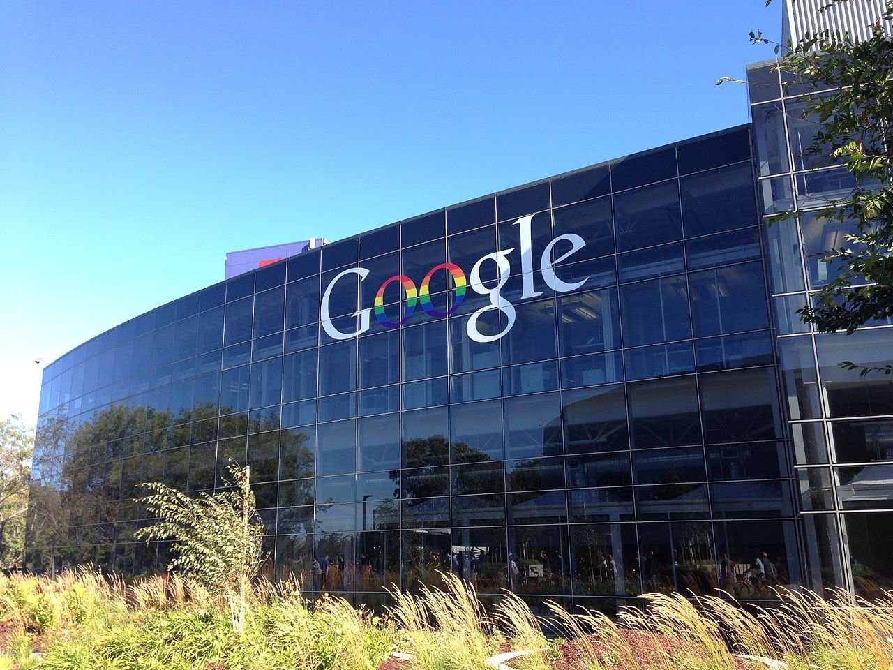 Alphabet Posts Robust Q1 Earnings Driven by Cloud and AI Momentum