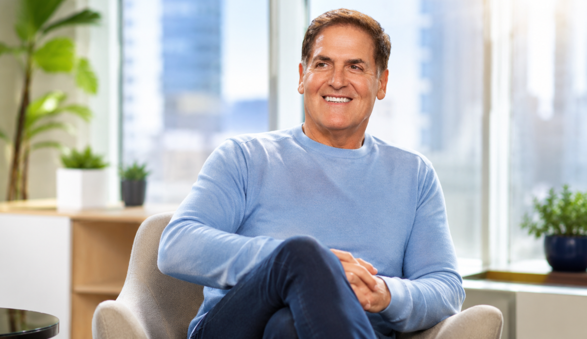 Billionaire Entrepreneur Mark Cuban Explains Why AI Will Train Workers Like Airline Pilots
