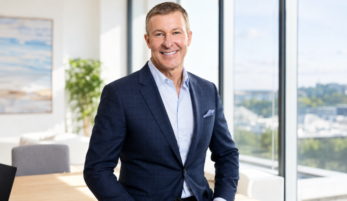 Why the United Airlines CEO Targeted American Airlines Before Approaching Delta